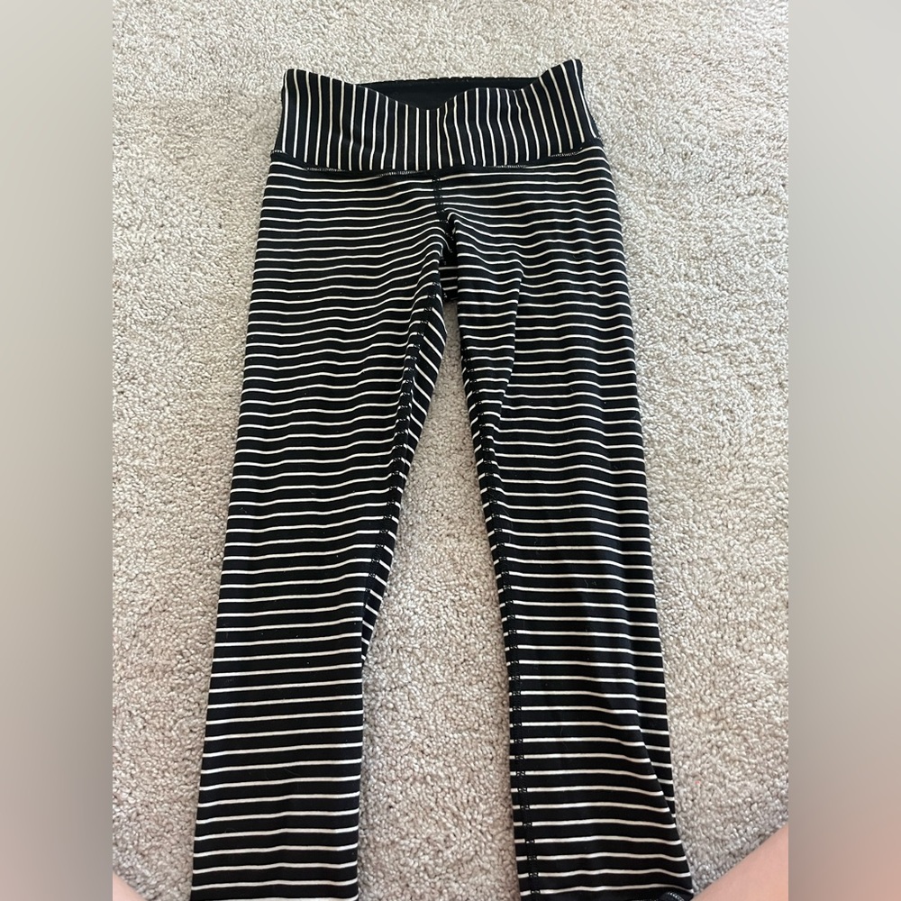 Lululemon cropped striped leggings
